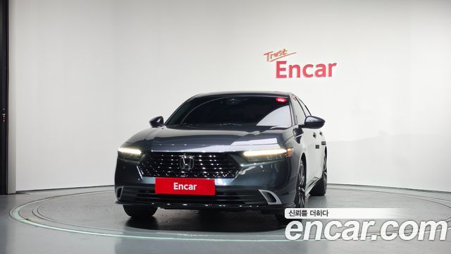 Honda Accord (XI) 2.0 Hybrid Touring 2023 — фото 3
