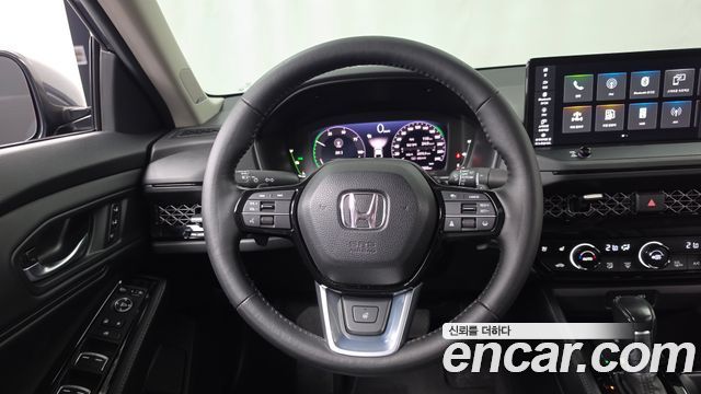 Honda Accord (XI) 2.0 Hybrid Touring 2023 — фото 13