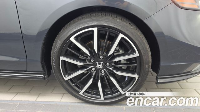 Honda Accord (XI) 2.0 Hybrid Touring 2023 — фото 21