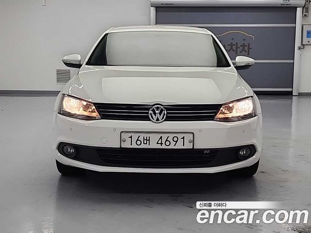 Volkswagen Jetta 1.6 TDI Blue Motion 6th 2014 — фото 3