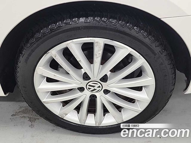 Volkswagen Jetta 1.6 TDI Blue Motion 6th 2014 — фото 24