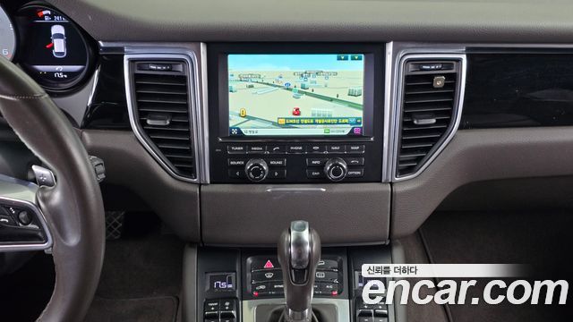 Porsche Macan 3.0 S Diesel 95B 2015 — фото 14