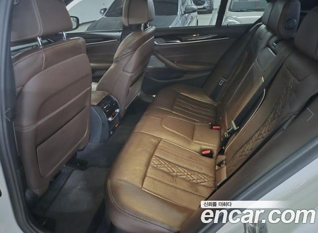 BMW 5 Series (G30) 530i xDrive M Sport Package 2021 — фото 23