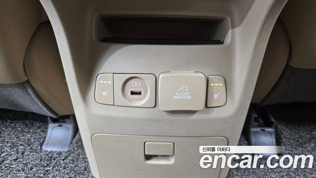 Kia Carnival Gasoline 7-Seater Limousine President 2019 — фото 15