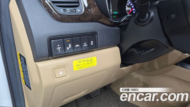 Kia Carnival Gasoline 7-Seater Limousine President 2019 — фото 28