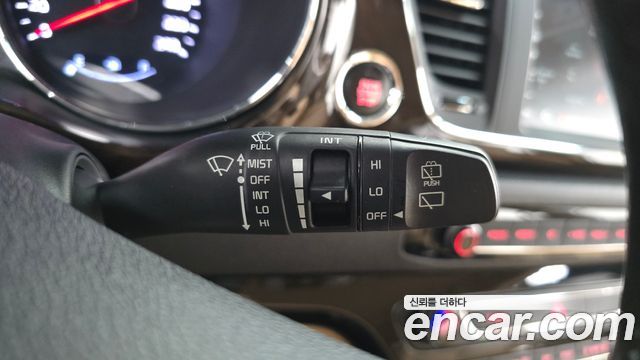 Kia Carnival Gasoline 7-Seater Limousine President 2019 — фото 29