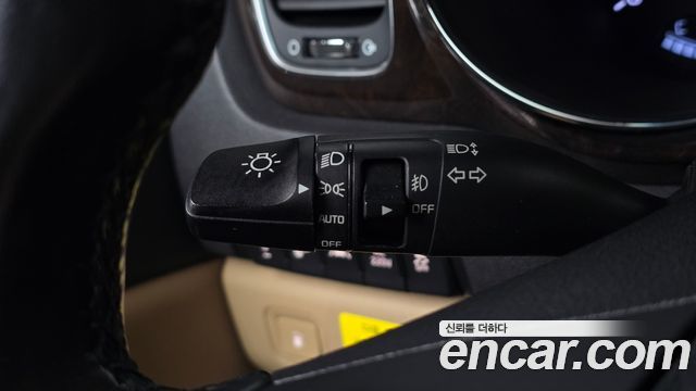 Kia Carnival Gasoline 7-Seater Limousine President 2019 — фото 30