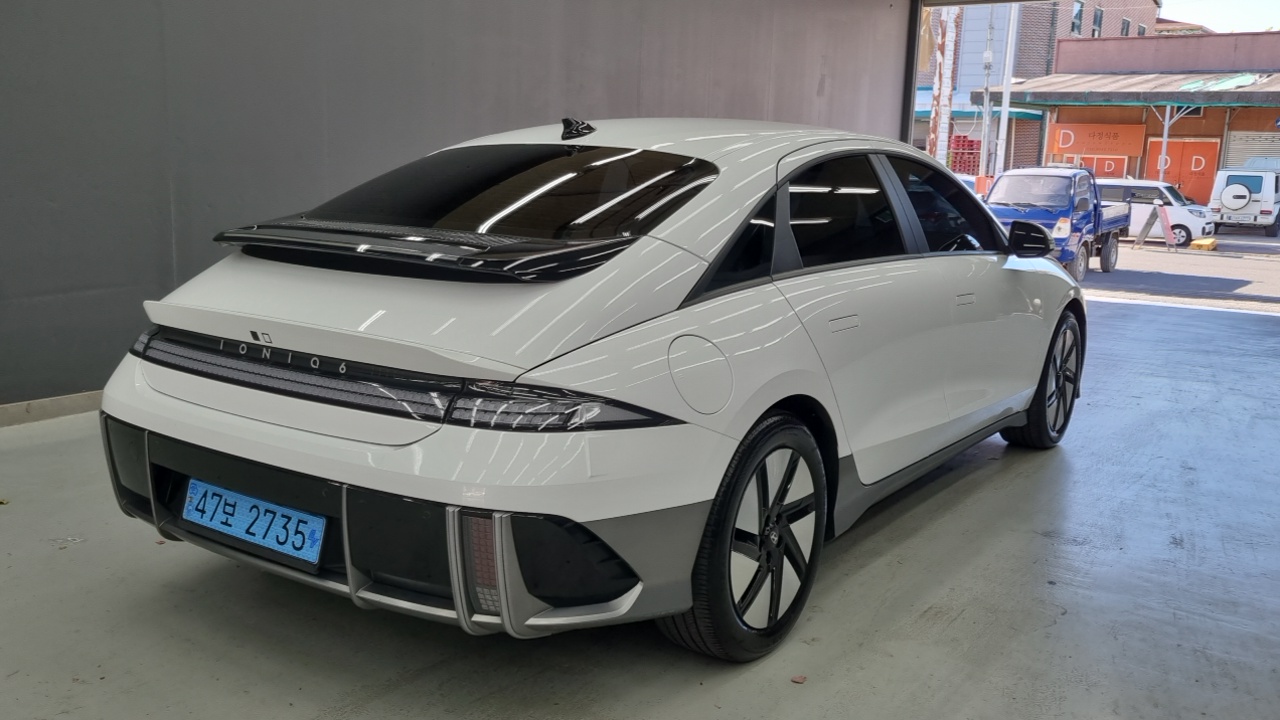 Hyundai Ioniq 6 Standard E-Value+ 2025 — фото 3
