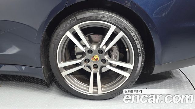 Porsche Panamera 3.6 AWD Edition 970 2016 — фото 21