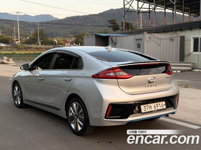 Hyundai Ioniq Hybrid Q 2018 — фото 4