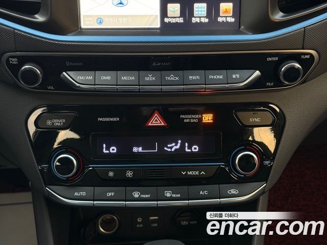 Hyundai Ioniq Hybrid Q 2018 — фото 18