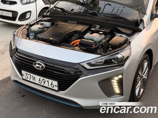 Hyundai Ioniq Hybrid Q 2018 — фото 22
