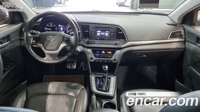 Hyundai Avante (AD) 1.6 e-VGT SMART 2016 — фото 7