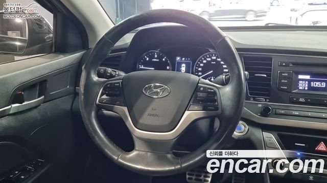 Hyundai Avante (AD) 1.6 e-VGT SMART 2016 — фото 15