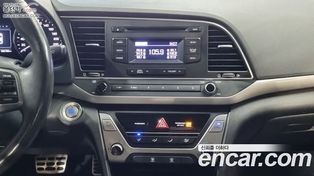 Hyundai Avante (AD) 1.6 e-VGT SMART 2016 — фото 16