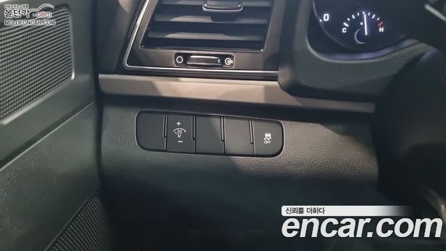 Hyundai Avante (AD) 1.6 e-VGT SMART 2016 — фото 18