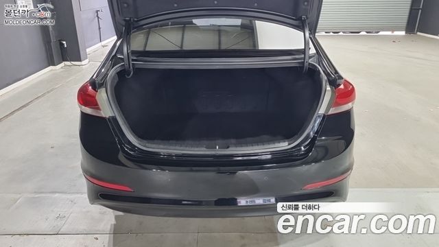 Hyundai Avante (AD) 1.6 e-VGT SMART 2016 — фото 20