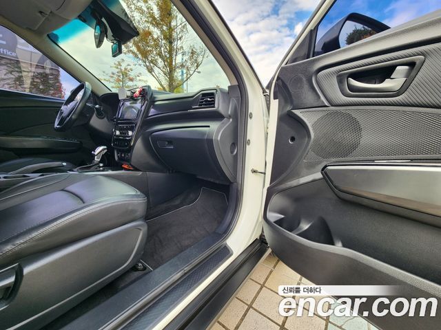 KG Mobility (SsangYong) Very New Tivoli Gasoline 1.5 2WD V3 2021 — фото 18