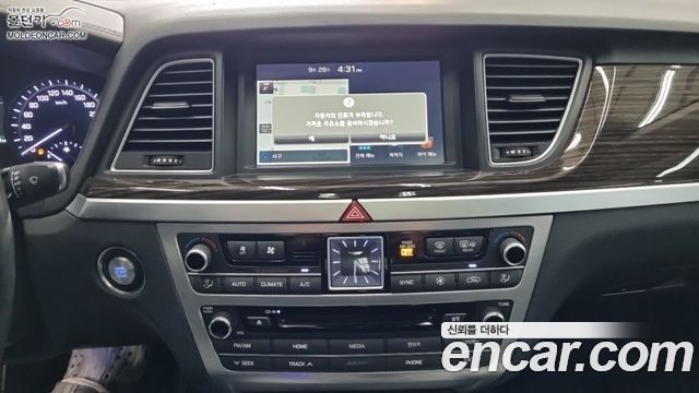 Genesis G80 3.3 GDI AWD Luxury 2018 — фото 16