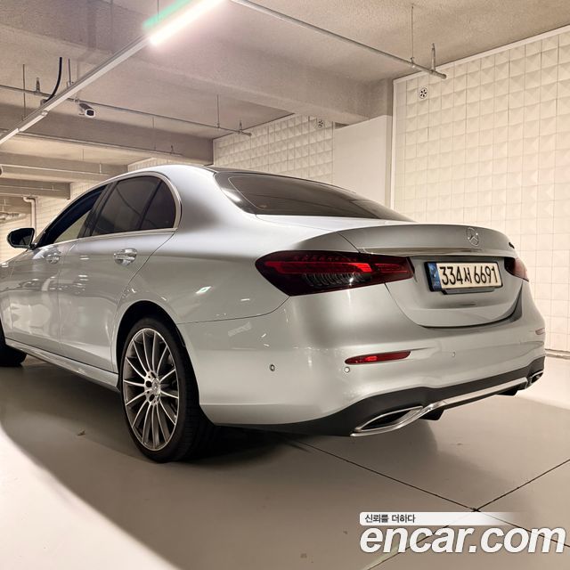 Mercedes-Benz E-Class (W213) E350 4MATIC AMG Line 2022 — фото 4