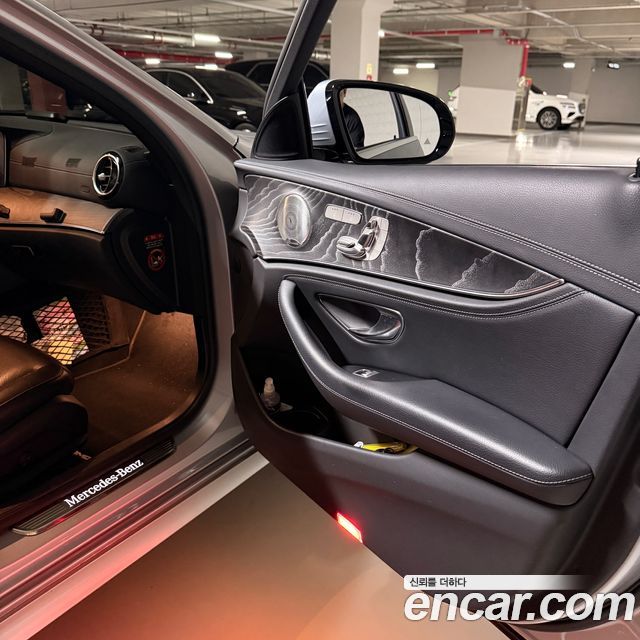 Mercedes-Benz E-Class (W213) E350 4MATIC AMG Line 2022 — фото 14
