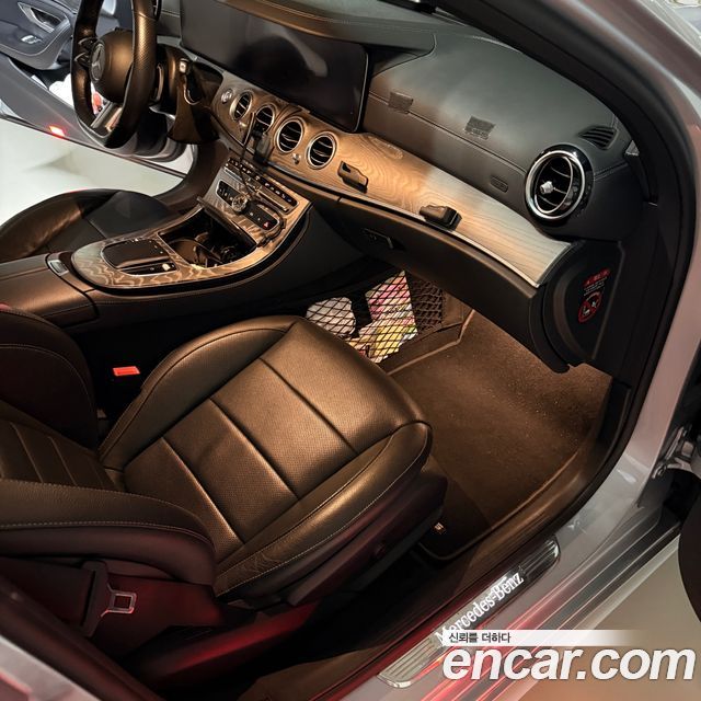 Mercedes-Benz E-Class (W213) E350 4MATIC AMG Line 2022 — фото 16