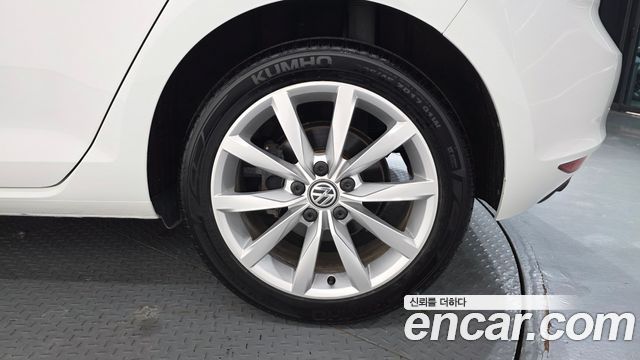 Volkswagen Golf (VII) 2.0 TDI 2015 — фото 5
