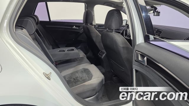Volkswagen Golf (VII) 2.0 TDI 2015 — фото 12