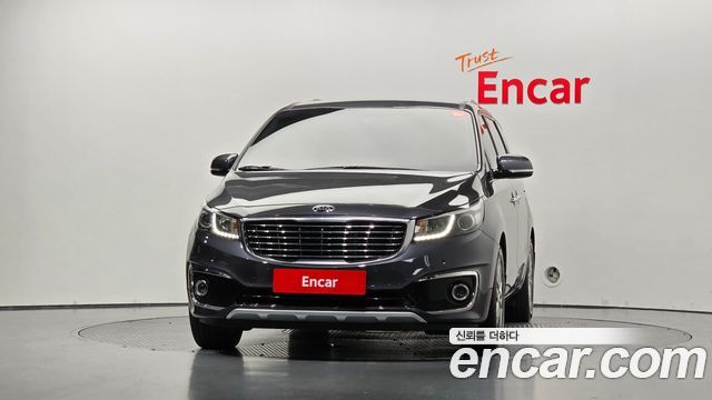 Kia Carnival 9-seater Prestige 2018 — фото 3