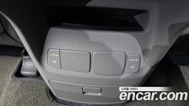 Kia Carnival 9-seater Prestige 2018 — фото 17