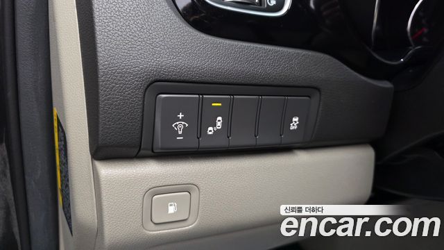 Kia Carnival 9-seater Prestige 2018 — фото 18