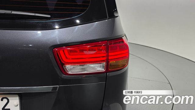 Kia Carnival 9-seater Prestige 2018 — фото 23