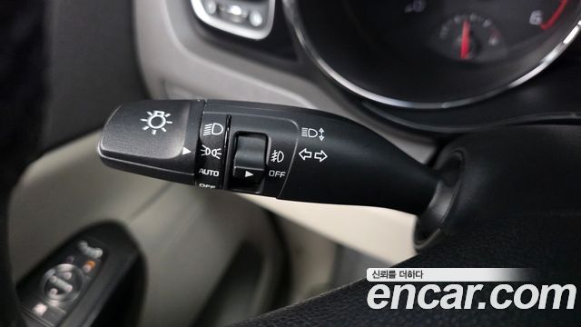 Kia Carnival 9-seater Prestige 2018 — фото 27