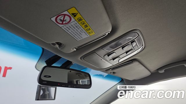 Kia Carnival 9-seater Prestige 2018 — фото 31