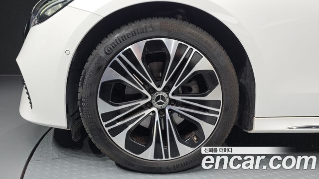 Mercedes-Benz E-Class (W214) E220d 4MATIC Exclusive 2024 — фото 5