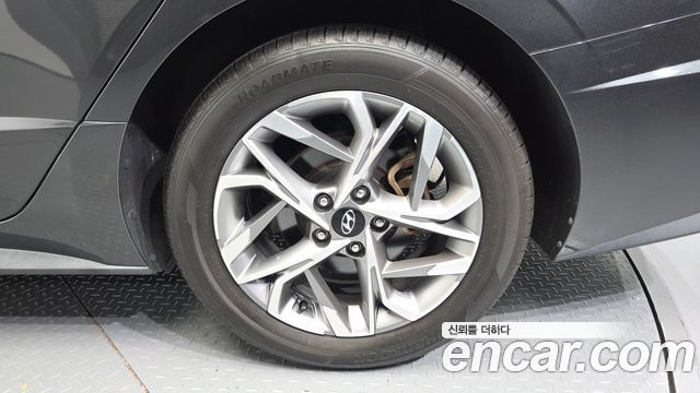 Hyundai Sonata (DN8) 2.0 Premium Family 2020 — фото 5