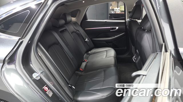 Hyundai Sonata (DN8) 2.0 Premium Family 2020 — фото 12