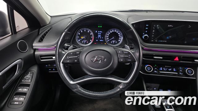 Hyundai Sonata (DN8) 2.0 Premium Family 2020 — фото 13
