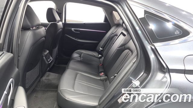 Hyundai Sonata (DN8) 2.0 Premium Family 2020 — фото 26