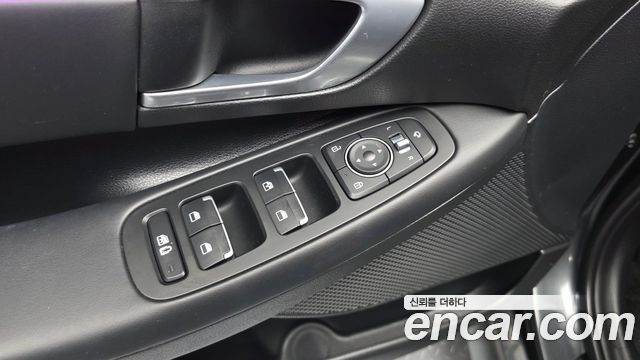 Hyundai Sonata (DN8) 2.0 Premium Family 2020 — фото 31