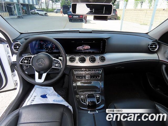 Mercedes-Benz E-Class (W213) E300 AMG Line 2019 — фото 7