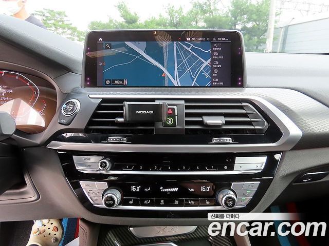 BMW X4 (G02) xDrive20i M Sport X 2020 — фото 17