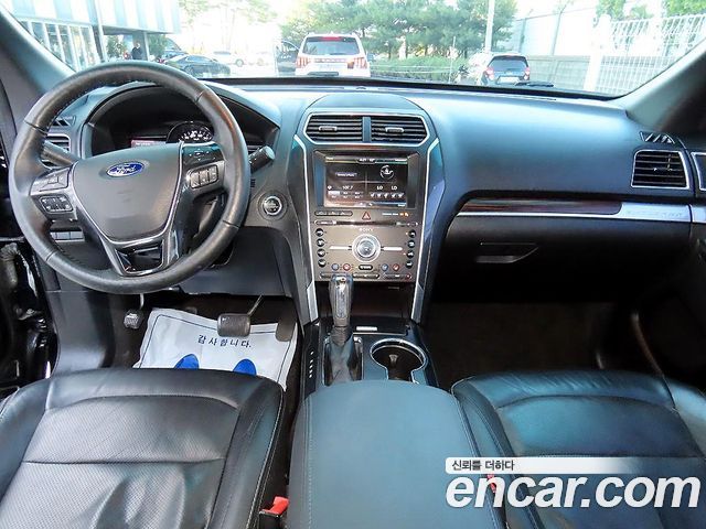 Ford Explorer 3.5 Limited 4WD 5th 2016 — фото 7