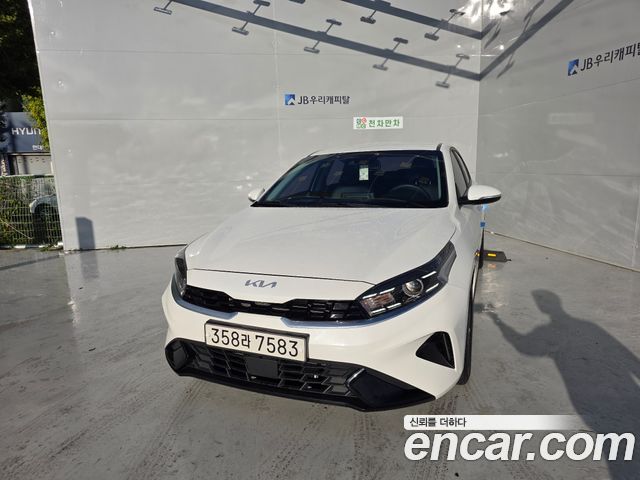 Kia K3 (II) 1.6 Trendy 2023 — фото 1