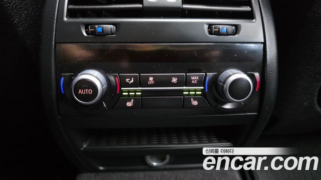 BMW 5 Series (F10) 528i 2015 — фото 19