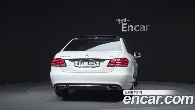 Mercedes-Benz E-Class (W212) E250 CDI 4MATIC 2014 — фото 4