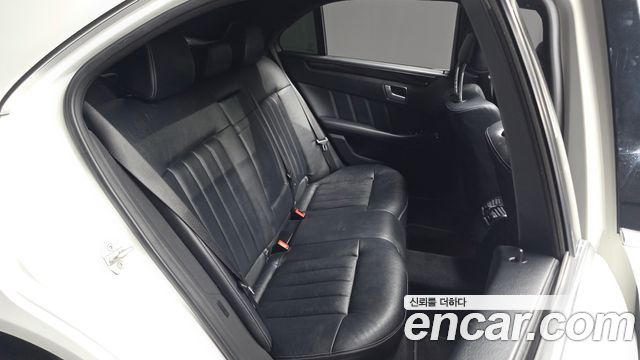 Mercedes-Benz E-Class (W212) E250 CDI 4MATIC 2014 — фото 11