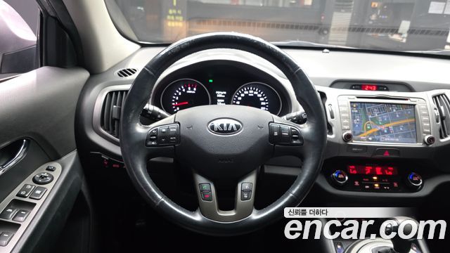 Kia Sportage R Diesel 2WD Prestige 2014 — фото 13