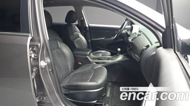 Kia Sportage R Diesel 2WD Prestige 2014 — фото 26