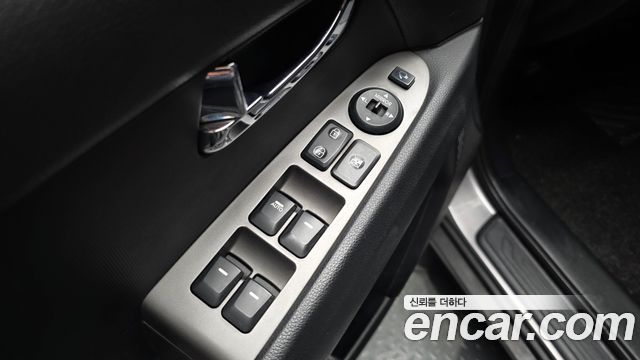 Kia Sportage R Diesel 2WD Prestige 2014 — фото 28